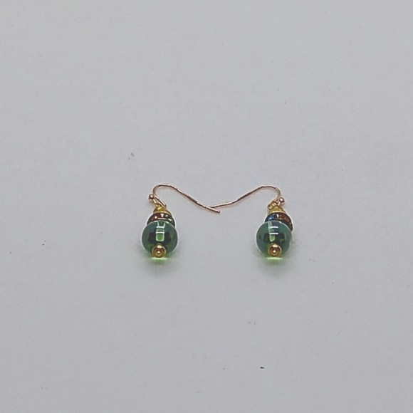 Handmade Green dangle earrings Gold tone hypoallergenic fishhook ear wires - Picture 2 of 5